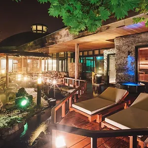 登別グランドホテル 4* 登別市